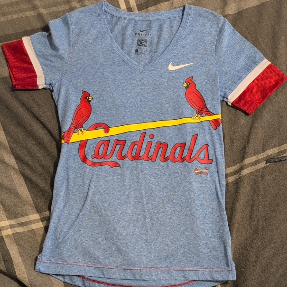 Women's Small Cardinals Nike T-shirt